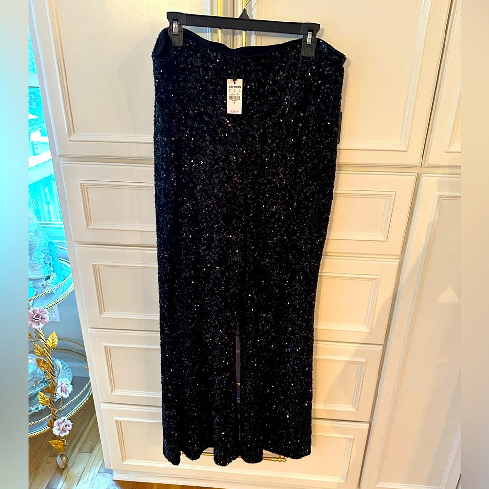 Express size XL black sequin holiday flare pants. NWT